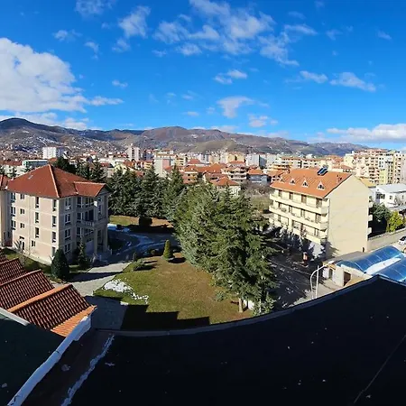 Lakeside Charmer: Hidden Gem With Panoramic Views! Appartamento Pogradec